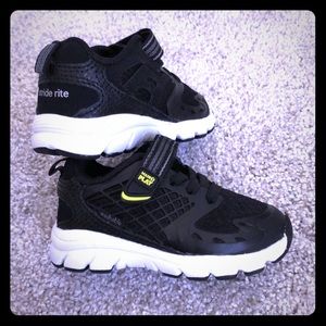 Stride Rite Baby Infant Sneakers Athletic Shoes